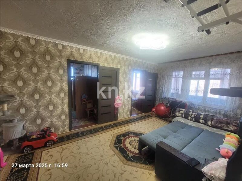 Продажа 3-комнатной квартиры, 47 м² - Продажа трехкомнатных квартир в Темиртау - страница 2 фото 1 из 6