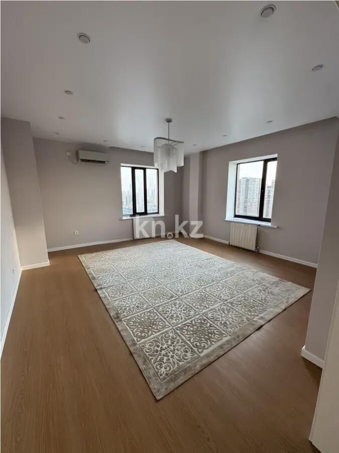 Продажа 3-комнатной квартиры, 137.3 м² - Продажа трехкомнатных квартир в кирпичном доме в Астане фото 1 из 7