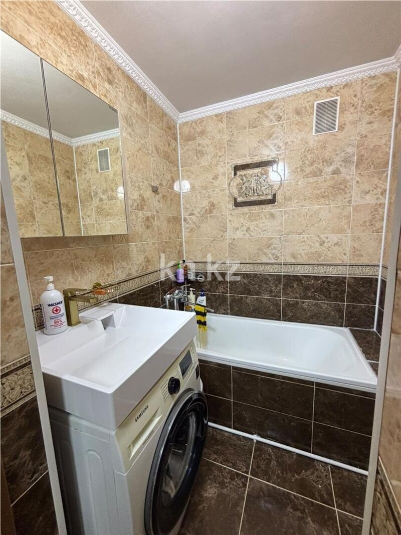 Продажа 3-комнатной квартиры, 91 м² - Продажа квартир в кирпичном доме в Караганде фото 5 из 6