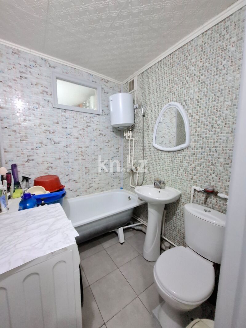Продажа 3-комнатной квартиры, 57 м² - Продажа трехкомнатных квартир в Майкудуке Караганды - страница 6 фото 18 из 21