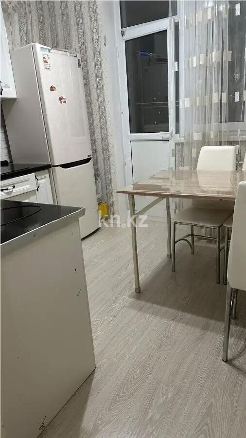 Продажа 1-комнатной квартиры, 35 м² - Продажа однокомнатных квартир от собственников в Казахстане - страница 2 фото 2 из 4
