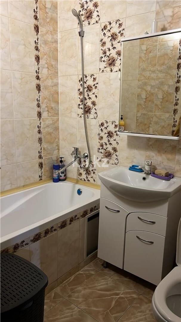 Продажа 3-комнатной квартиры, 62 м² - Продажа трехкомнатных квартир в Майкудуке Караганды - страница 5 фото 6 из 9