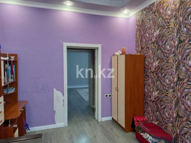 Продажа 4-комнатной квартиры, 118 м² - Продажа четырехкомнатных квартир на Юго-Востоке Караганды фото 9 из 21