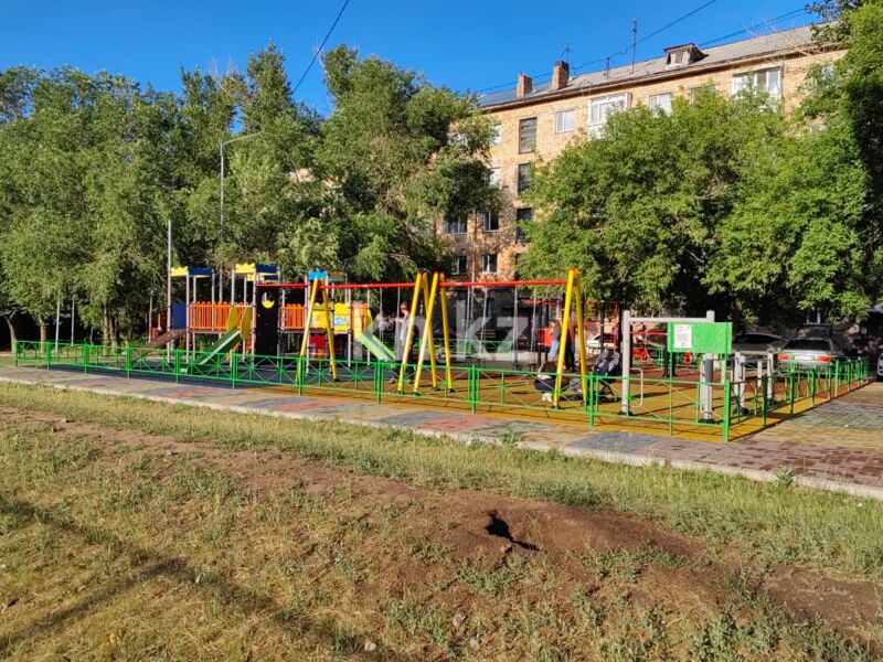 Продажа 3-комнатной квартиры, 42 м² - Продажа трехкомнатных квартир в Майкудуке Караганды - страница 8 фото 27 из 31