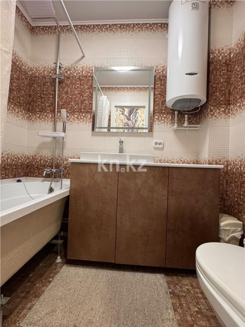Продажа 2-комнатной квартиры, 44 м² - Продажа двухкомнатных квартир в панельном доме в Темиртау - страница 5 фото 13 из 19