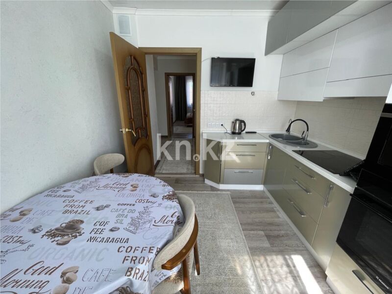 Продажа 3-комнатной квартиры, 63 м² - Продажа трехкомнатных квартир на Юго-Востоке Караганды - страница 21 фото 9 из 20