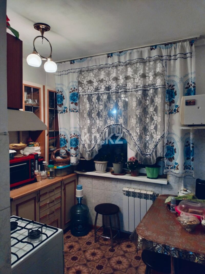 Продажа 2-комнатной квартиры, 44 м² - Продажа двухкомнатных квартир в Майкудуке Караганды - страница 5 фото 8 из 12