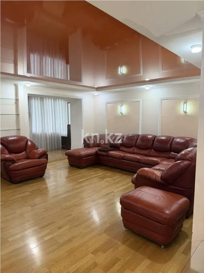 Продажа 7-комнатной квартиры, 200 м² - Продажа пятикомнатных и более квартир в кирпичном доме в Казахстане фото 2 из 9