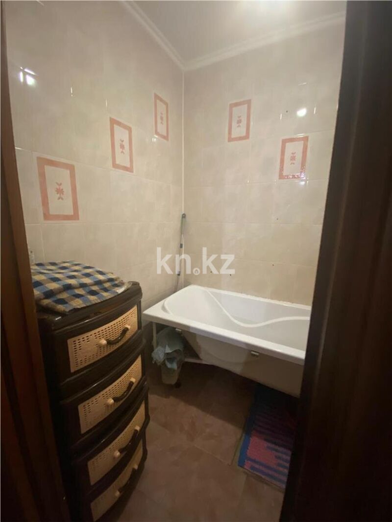 Продажа 2-комнатной квартиры, 55 м² - Продажа квартир в районе Майкудук в Караганде фото 9 из 13