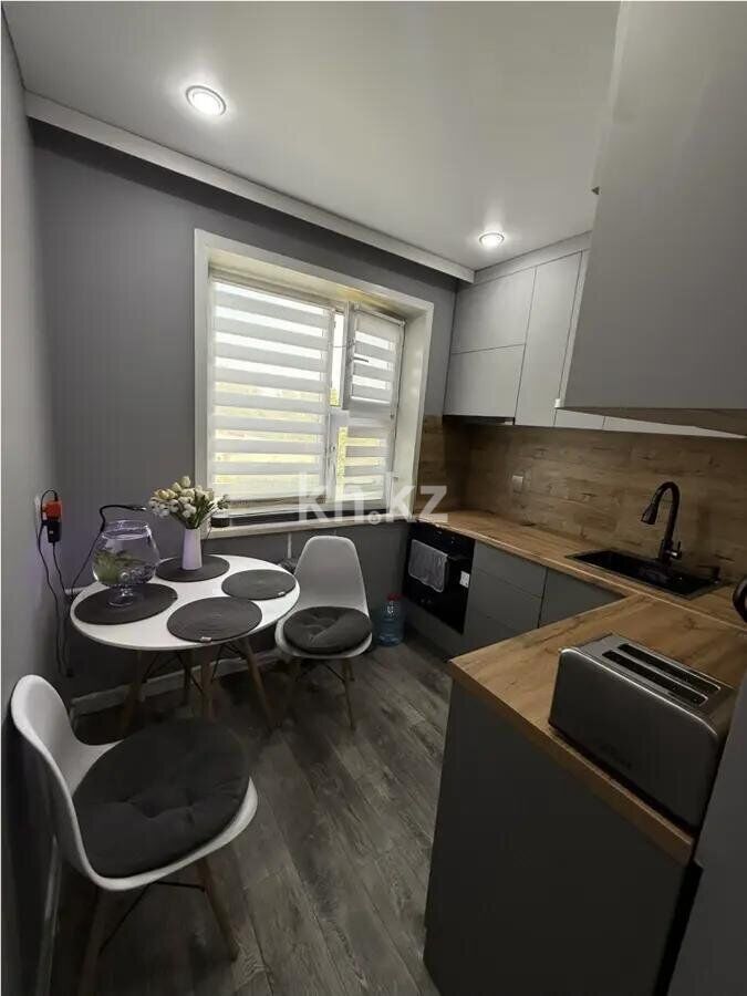 Продажа 3-комнатной квартиры, 60 м² - Продажа трехкомнатных квартир в панельном доме в Караганде фото 5 из 5