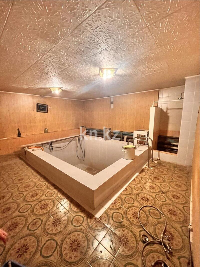 Продажа 7-комнатного дома, 390.3 м² - Продажа недвижимости в Казахстане - страница 4 фото 14 из 14