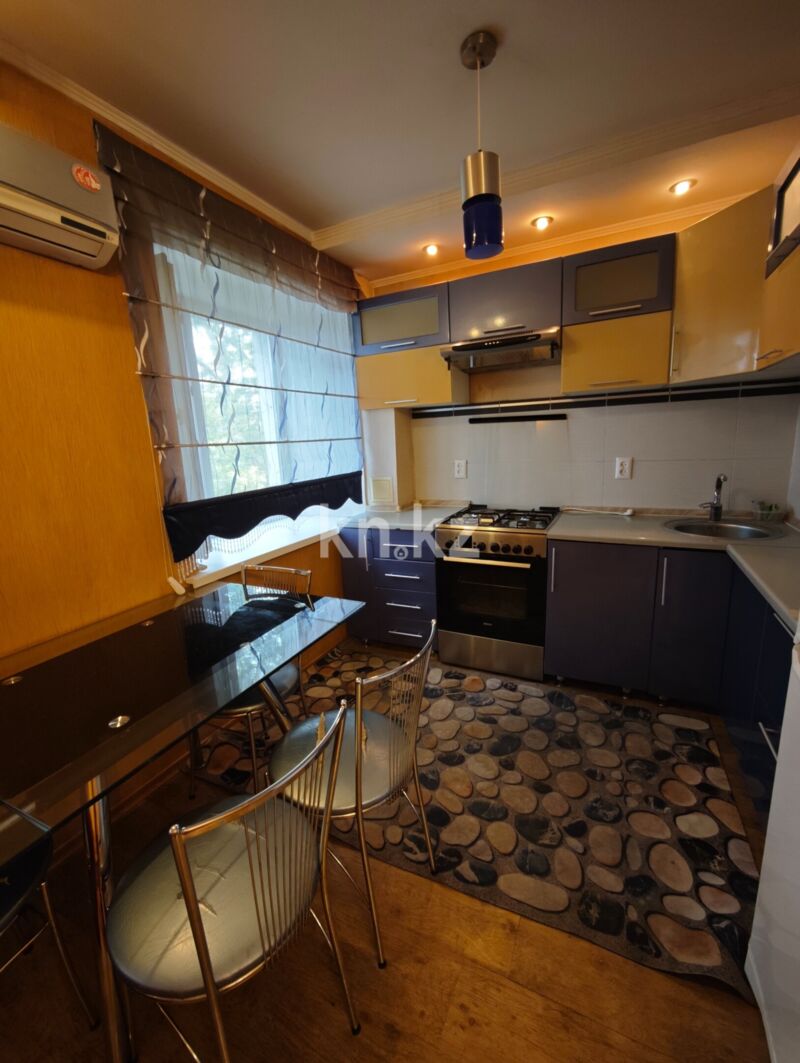 Продажа 2-комнатной квартиры, 41 м² - Продажа жилой и коммерческой недвижимости в Караганде фото 8 из 31