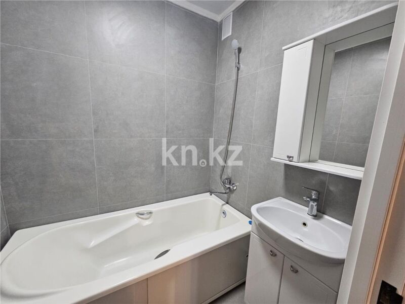 Продажа 3-комнатной квартиры, 63 м² - Продажа трехкомнатных квартир в панельном доме в Караганде фото 5 из 8