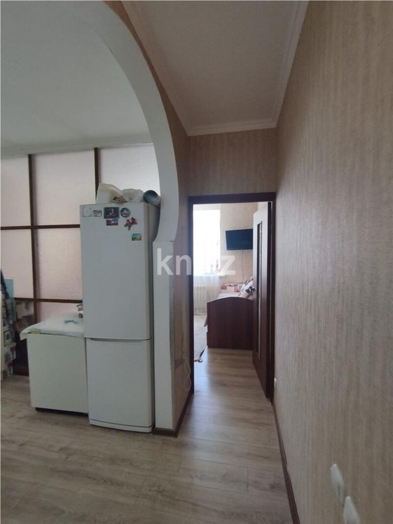 Продажа 3-комнатной квартиры, 70 м² - Продажа трехкомнатных квартир в кирпичном доме в Караганде - страница 18 фото 10 из 12