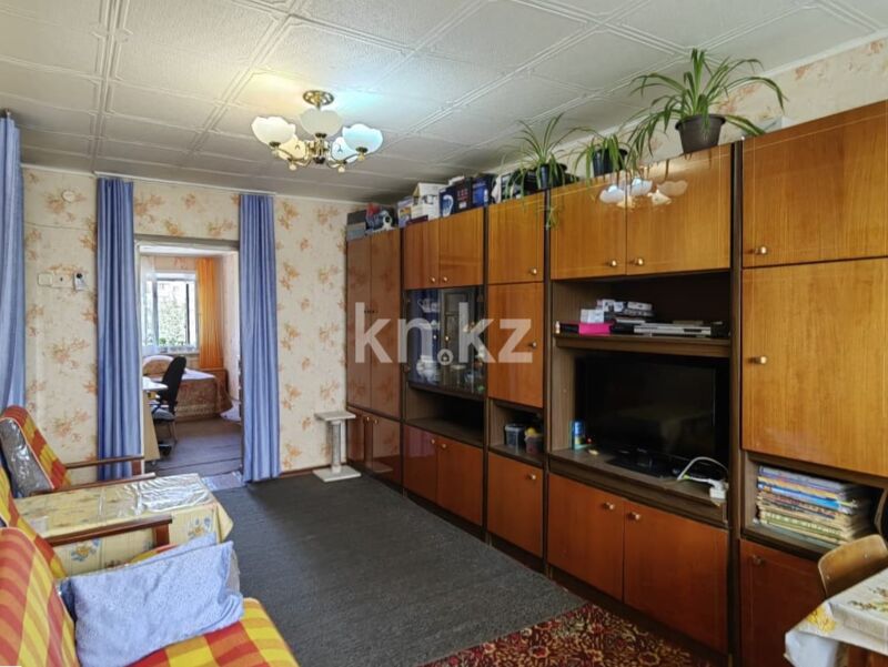 Продажа 2-комнатной квартиры, 44 м² - Продажа двухкомнатных квартир на Юго-Востоке Караганды - страница 19 фото 3 из 30