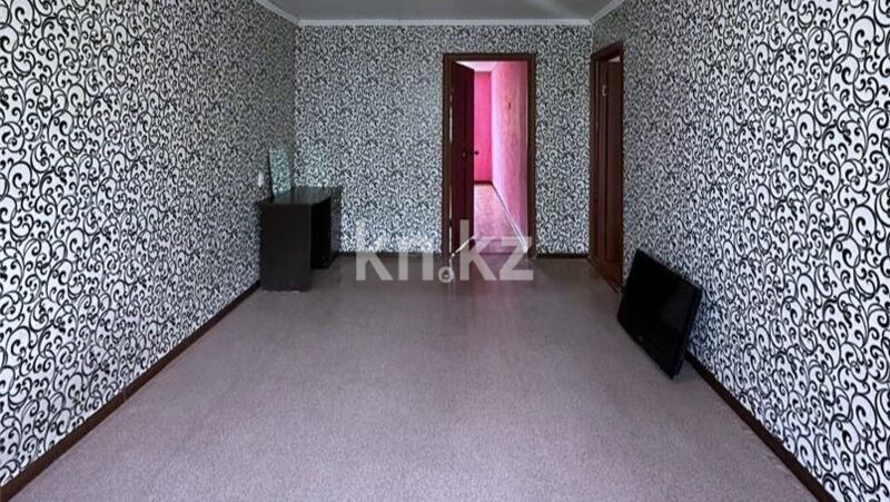 Продажа 2-комнатной квартиры, 45 м² - Продажа двухкомнатных квартир в панельном доме в Темиртау - страница 9 фото 2 из 13