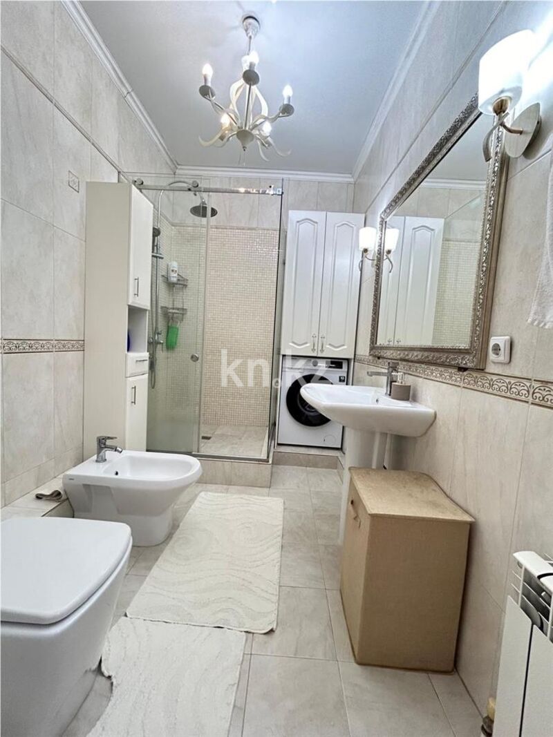 Продажа 4-комнатной квартиры, 121.1 м² - Продажа четырехкомнатных квартир в кирпичном доме в Казахстане - страница 8 фото 16 из 39