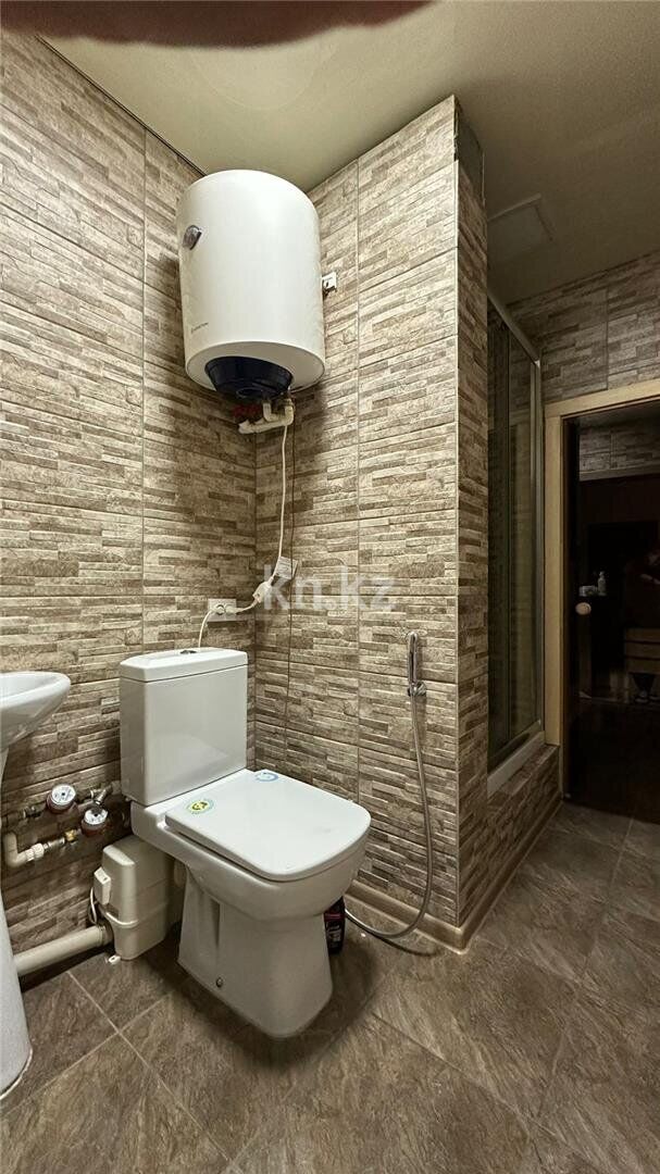 Продажа 5-комнатной квартиры, 160 м² - Продажа пятикомнатных и более квартир в кирпичном доме в Казахстане фото 7 из 18