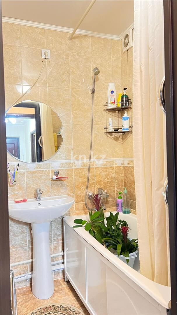 Продажа 3-комнатной квартиры, 71 м² - Продажа трехкомнатных квартир на Юго-Востоке Караганды - страница 23 фото 15 из 24