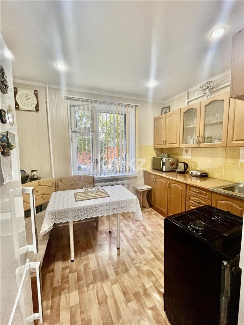 Продажа 1-комнатной квартиры, 33 м² - Продажа однокомнатных квартир в Темиртау - страница 4 фото 4 из 9