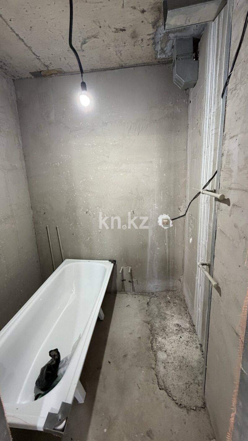 Продажа 3-комнатной квартиры, 95 м² - Недвижимость в Шымкенте - страница 2 фото 15 из 19