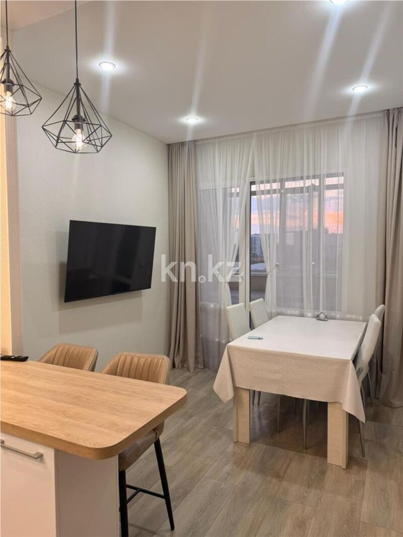 Продажа 4-комнатной квартиры, 132 м² - Продажа квартир на Юго-Востоке Караганды - страница 2 фото 4 из 12