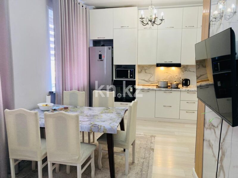 Продажа 4-комнатной квартиры, 110 м² - Продажа квартир на Юго-Востоке Караганды - страница 3 фото 12 из 24
