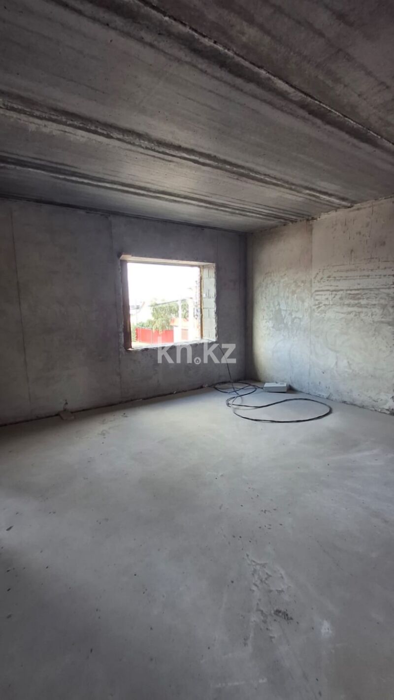 Продажа 4-комнатной квартиры, 160 м² - Продажа четырехкомнатных квартир в Уральске фото 12 из 20