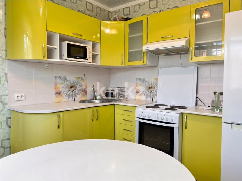 Продажа 4-комнатной квартиры, 77 м² - Продажа четырехкомнатных квартир в панельном доме в Караганде - страница 3 фото 19 из 36