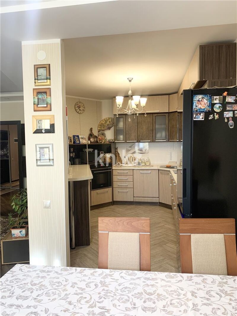 Продажа 3-комнатной квартиры, 90 м² - Продажа квартир в монолитно-каркасном доме в Караганде - страница 7 фото 7 из 12