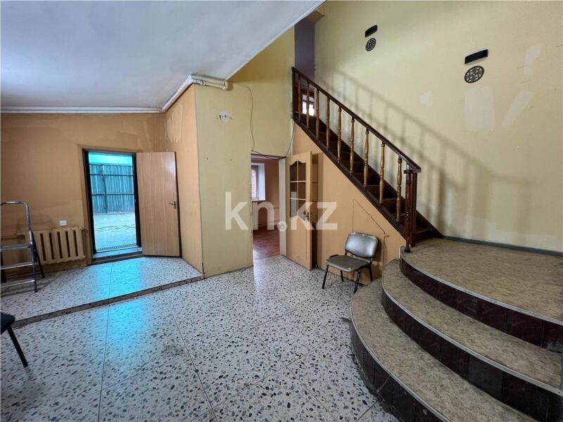 Продажа 10-комнатного дома, 231 м² - Продажа домов, коттеджей в Караганде - страница 4 фото 5 из 33
