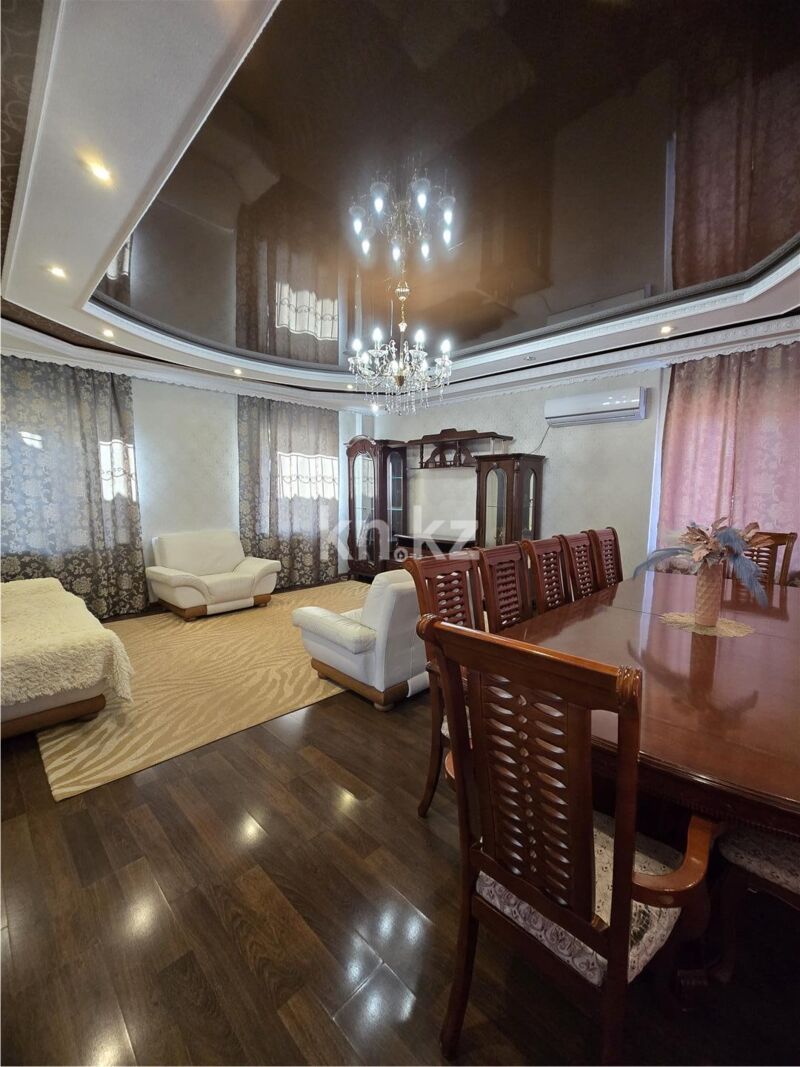 Продажа 6-комнатного дома, 274 м² - Продажа домов, коттеджей в Караганде - страница 4 фото 8 из 38