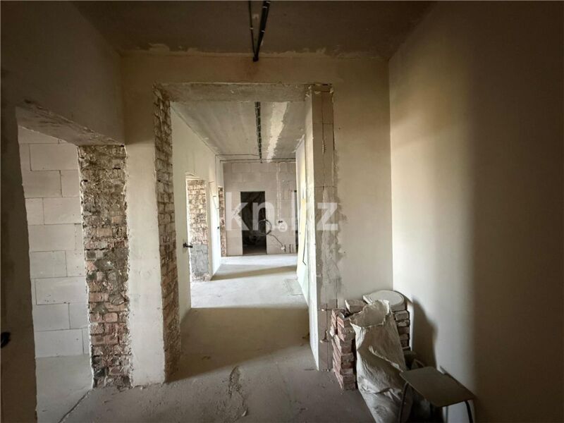 Продажа 3-комнатной квартиры, 97 м² - Продажа квартир в районе Михайловка в Караганде фото 14 из 15