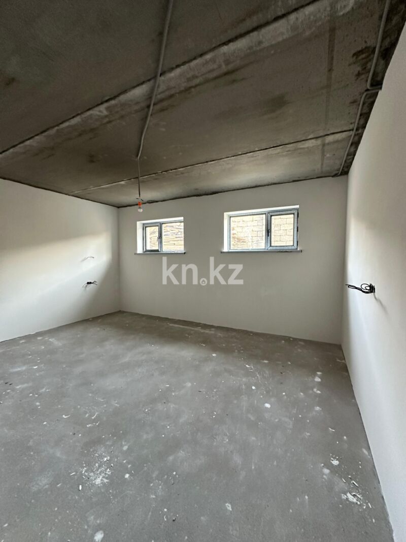 Продажа 8-комнатного дома, 400 м² - Продажа домов, коттеджей в Абайском р-не Шымкента фото 24 из 40