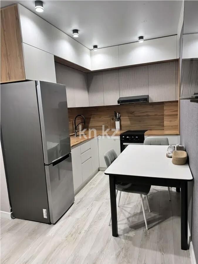 Продажа 2-комнатной квартиры, 37 м² - Продажа квартир в монолитно-каркасном доме в Караганде - страница 2 фото 3 из 6