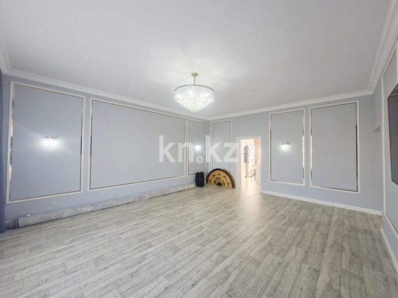 Продажа 5-комнатного дома, 135.4 м² - Недвижимость в Костанае - страница 2 фото 10 из 19