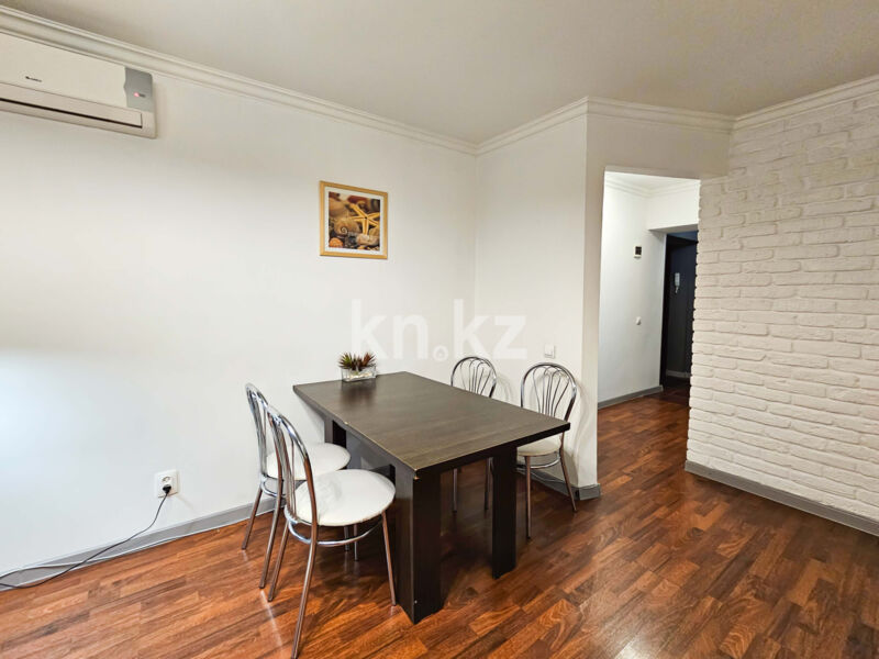 Аренда 2-комнатной квартиры посуточно, 47 м² - Аренда двухкомнатных квартир посуточно в Казахстане - страница 3 фото 3 из 11