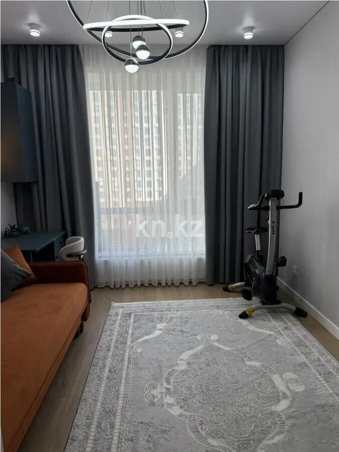 Продажа 4-комнатной квартиры, 140 м² - Продажа четырехкомнатных квартир в кирпичном доме в Казахстане - страница 2 фото 3 из 7