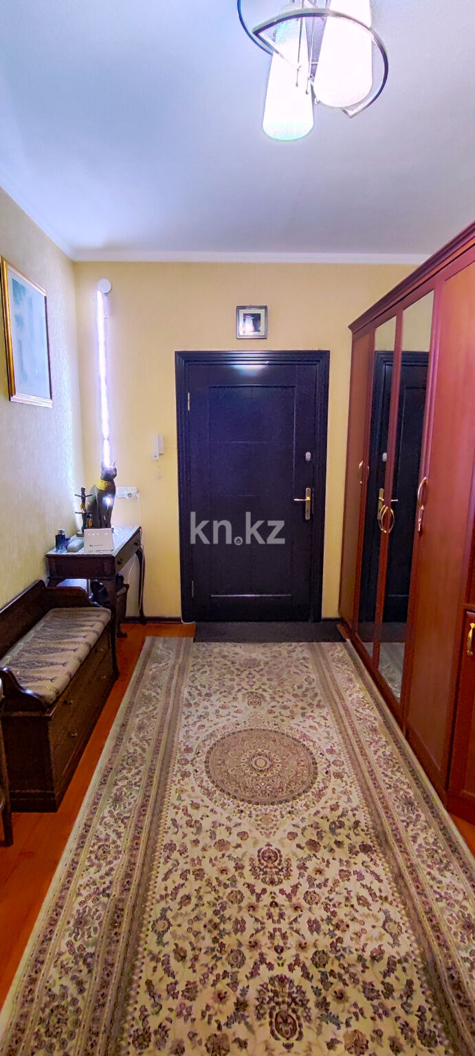 Продажа 3-комнатной квартиры, 82.4 м² - Продажа квартир в кирпичном доме в Шымкенте фото 7 из 26