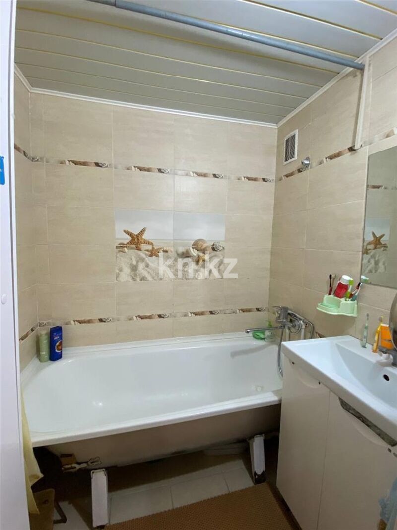Продажа 4-комнатной квартиры, 96 м² - Недвижимость в Темиртау - страница 17 фото 15 из 22