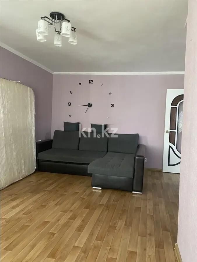 Продажа 2-комнатной квартиры, 44 м² - Продажа двухкомнатных квартир в кирпичном доме в Караганде фото 1 из 6
