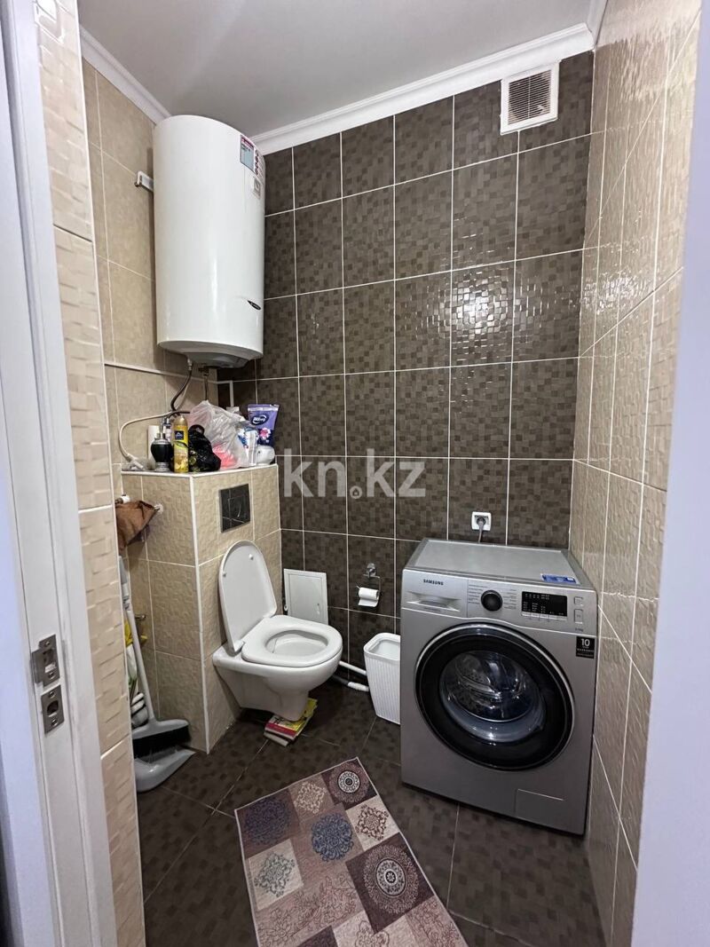 Продажа 3-комнатной квартиры, 68 м² - Продажа квартир на Юго-Востоке Караганды - страница 2 фото 10 из 12