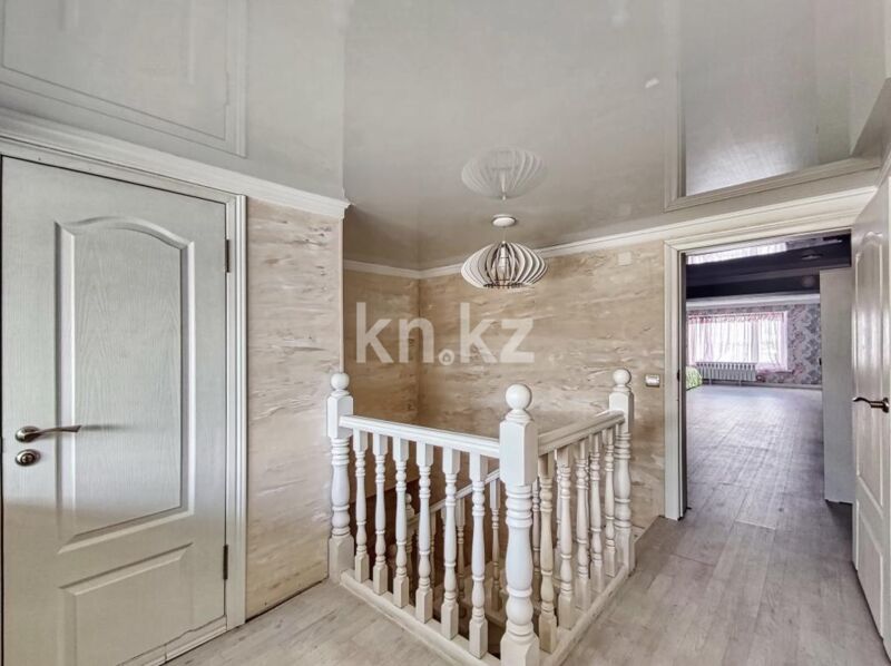 Продажа 4-комнатной квартиры, 210 м² - Продажа квартир в монолитно-каркасном доме в Казахстане - страница 3 фото 26 из 31