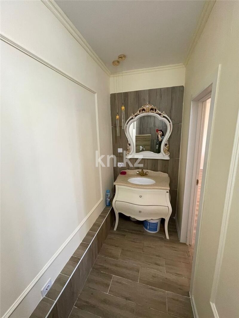 Продажа 2-комнатной квартиры, 59 м² - Продажа двухкомнатных квартир в монолитно-каркасном доме в Караганде - страница 2 фото 11 из 13