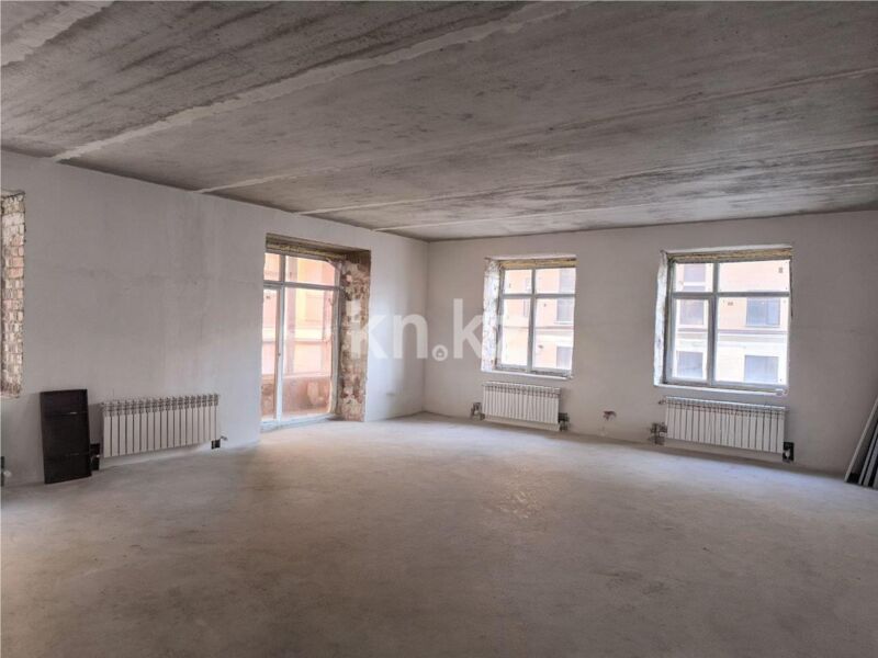 Продажа 4-комнатной квартиры, 114 м² - Продажа четырехкомнатных квартир в кирпичном доме в Караганде - страница 5 фото 6 из 11