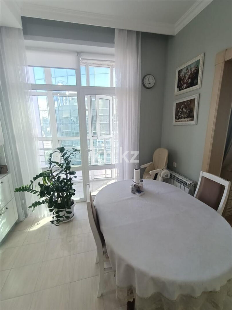 Продажа 5-комнатной квартиры, 200 м² - Продажа пятикомнатных и более квартир в монолитно-каркасном доме в Астане фото 40 из 47