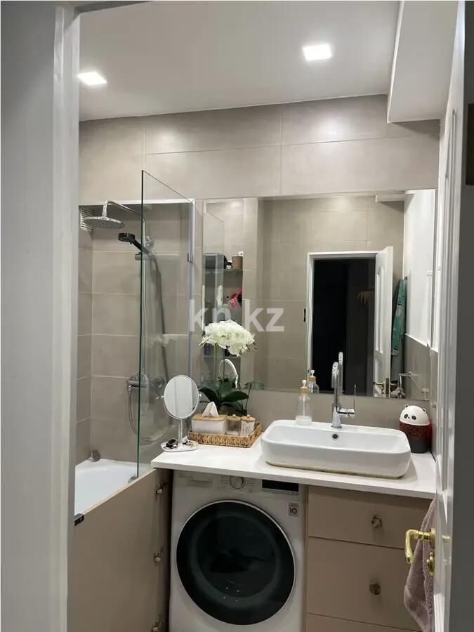 Продажа 2-комнатной квартиры, 63 м² - Продажа квартир в кирпичном доме в Алматы - страница 7 фото 2 из 3