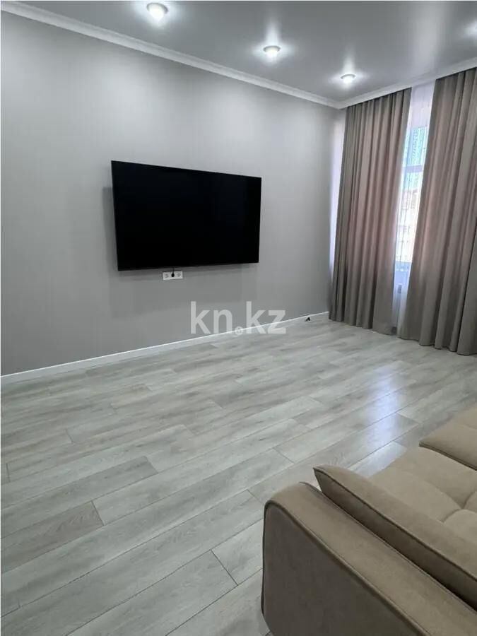 Продажа 5-комнатной квартиры, 110 м² - Продажа пятикомнатных и более квартир в кирпичном доме в Казахстане - страница 3 фото 1 из 8