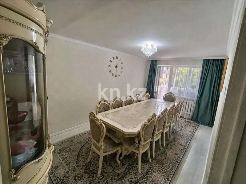 Продажа 3-комнатной квартиры, 62 м² - Продажа трехкомнатных квартир в панельном доме в Караганде фото 1 из 9