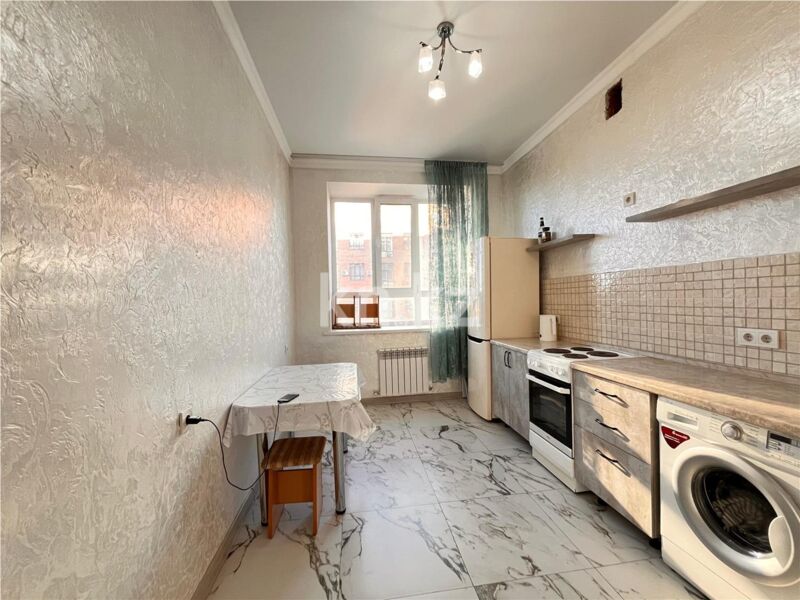 Продажа 1-комнатной квартиры, 41 м² - Продажа однокомнатных квартир на Юго-Востоке Караганды - страница 8 фото 1 из 9